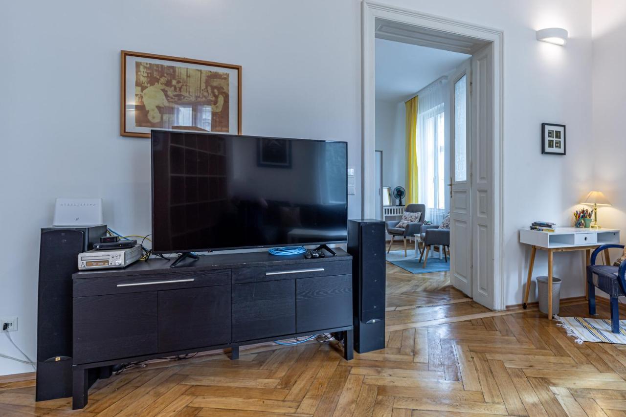 Historic & Luxurious By Jr City Apartments Wien Exterior foto