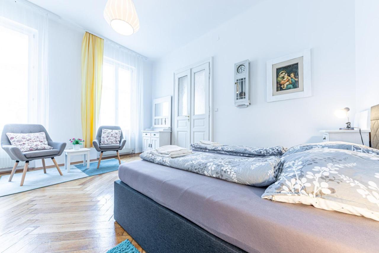Historic & Luxurious By Jr City Apartments Wien Exterior foto