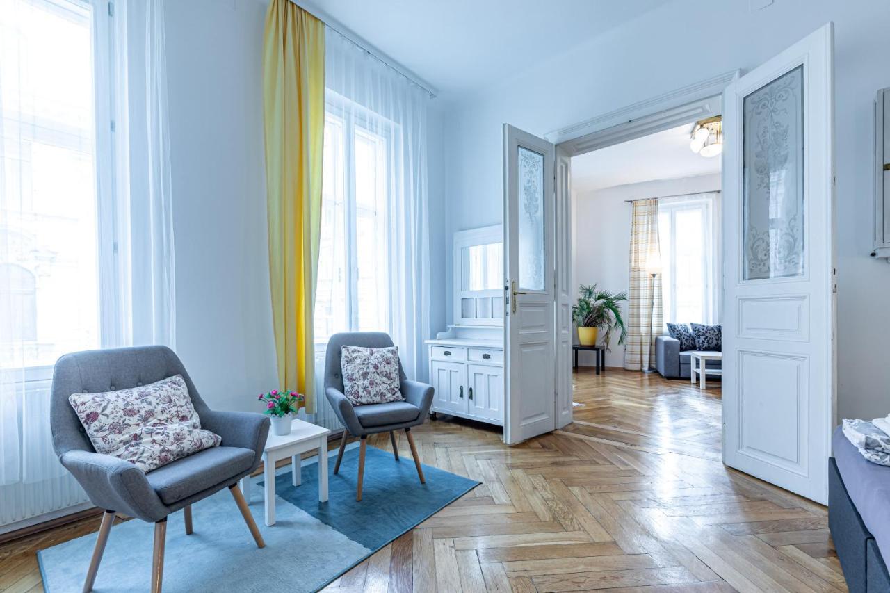 Historic & Luxurious By Jr City Apartments Wien Exterior foto
