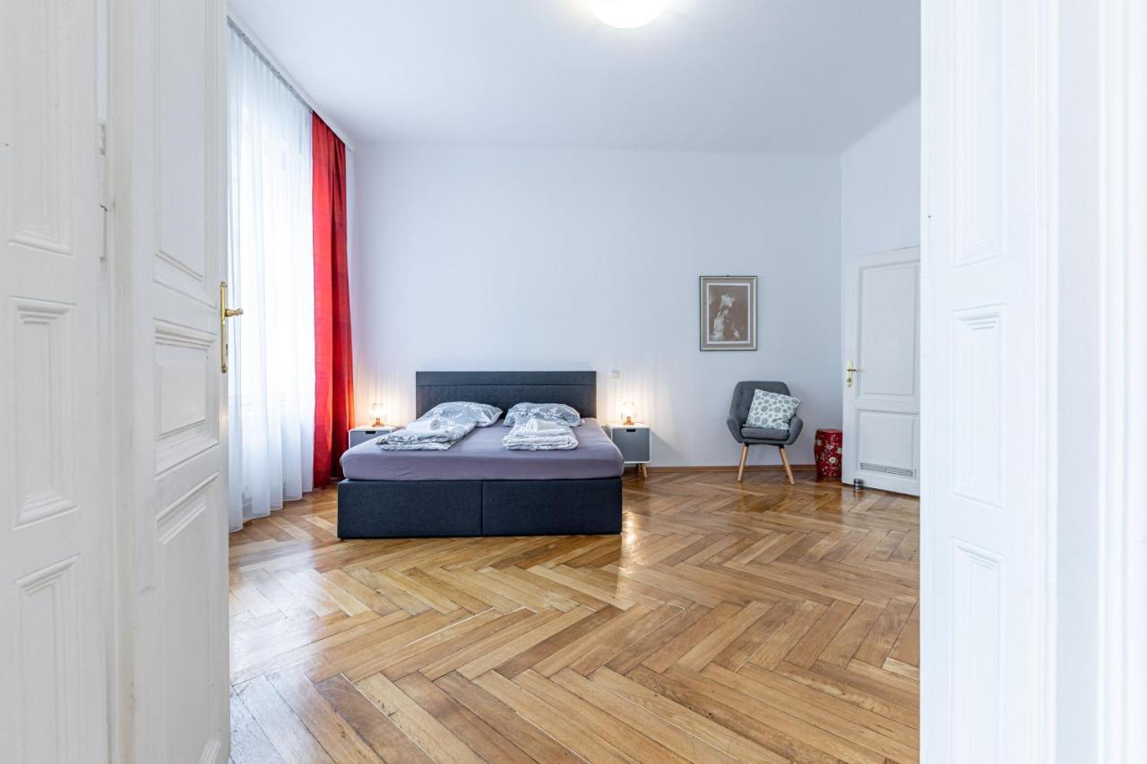 Historic & Luxurious By Jr City Apartments Wien Exterior foto