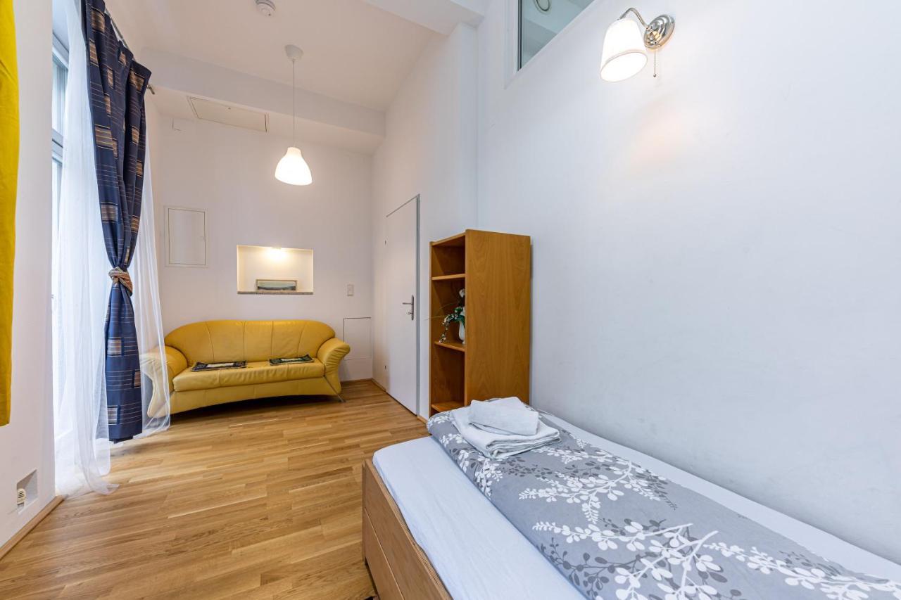 Historic & Luxurious By Jr City Apartments Wien Exterior foto